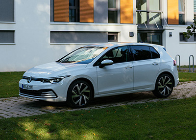 VW Golf Life eHybrid bei Carschnapper